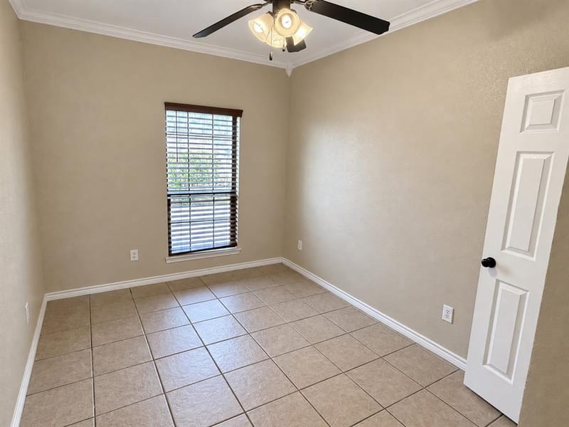 221 Gurley Lane, Waco TX 76706 - Photo 11