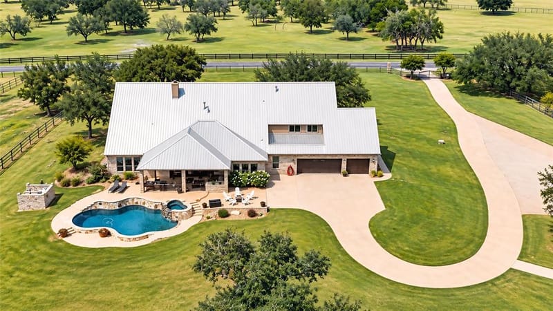 211 Silverado Drive, Weatherford TX 76087 - Photo 2