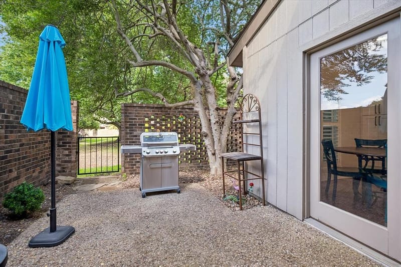 12466 Montego Plaza, Dallas TX 75230 - Photo 23