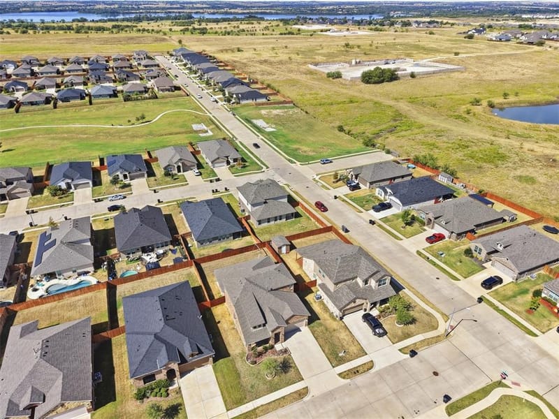 1101 Burlingame Drive, Cleburne TX 76033 - Photo 36