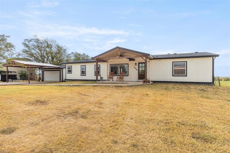 420 Choice Drive, Palmer TX 75152