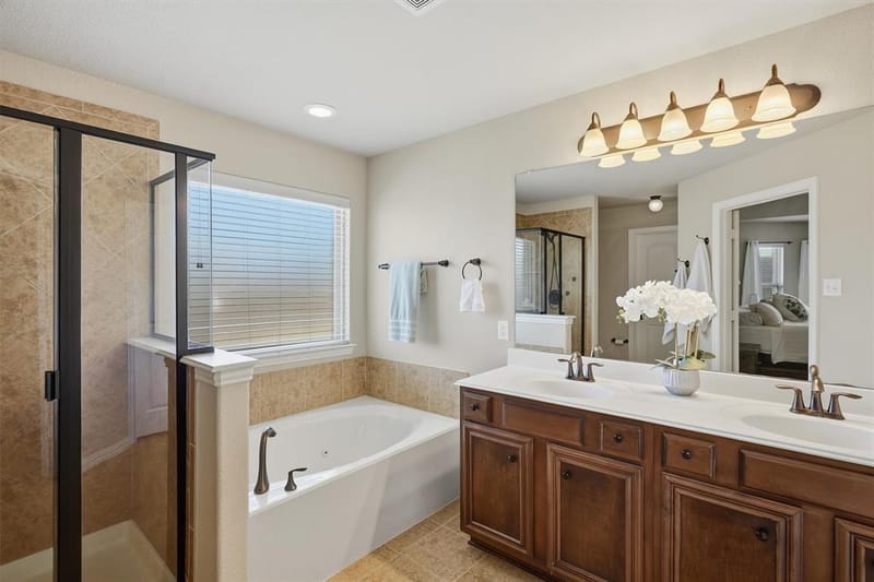 8649 Running River Lane, Fort Worth TX 76131 - Photo 5