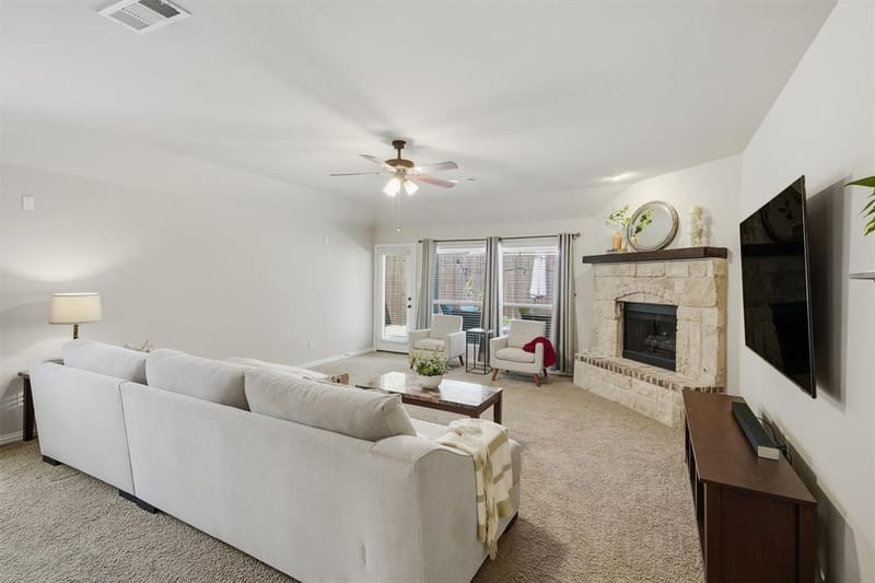 8649 Running River Lane, Fort Worth TX 76131 - Photo 9