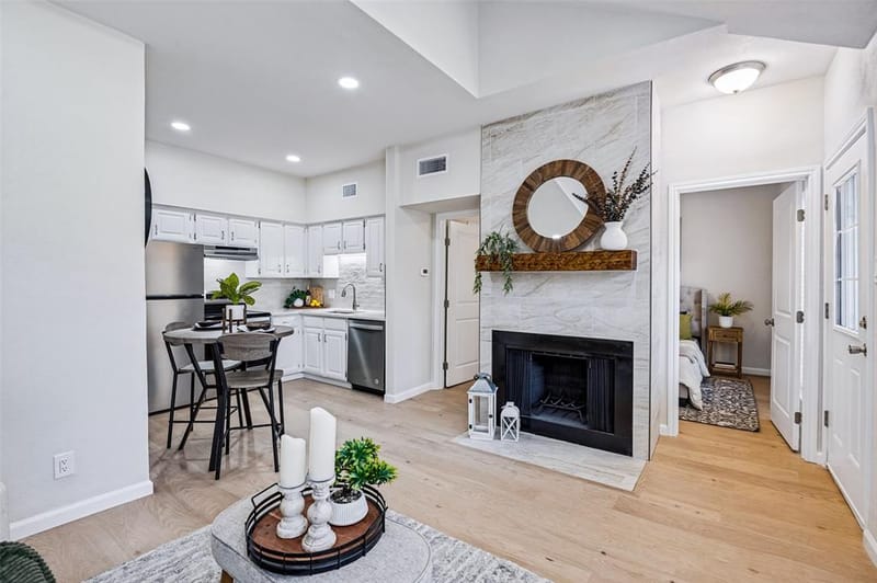 6220 Bentwood Trail # 707, Dallas TX 75252