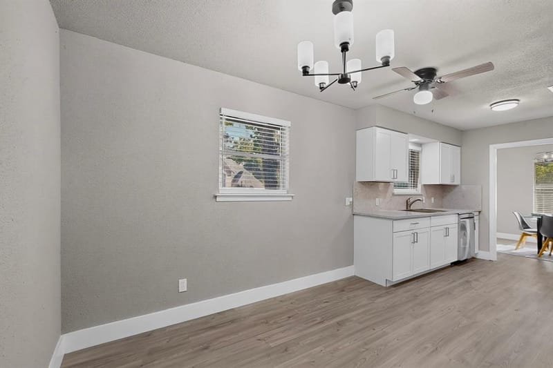 341 Arcadia Street, Hurst TX 76053 - Photo 13