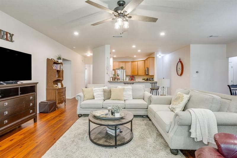 853 Royal Oak Lane, Burleson TX 76028 - Photo 17