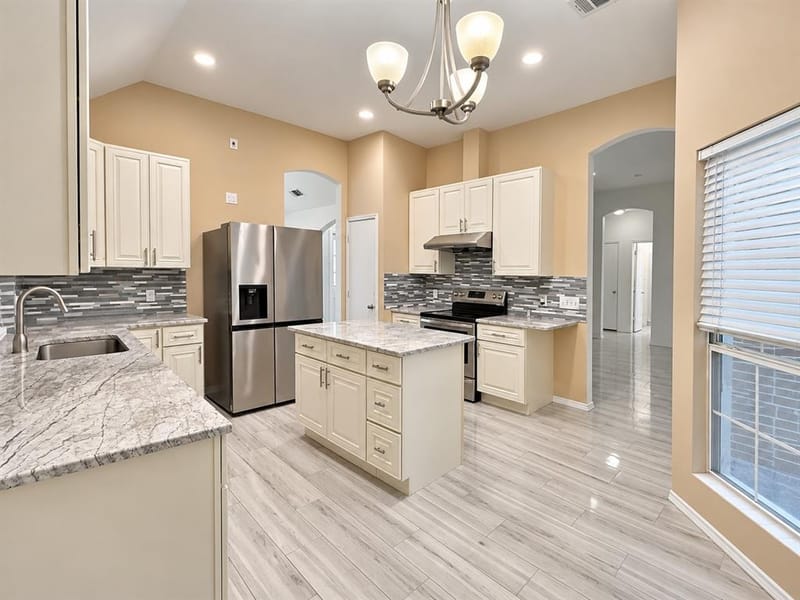 4221 Creekstone Drive, Plano TX 75093 - Photo 6
