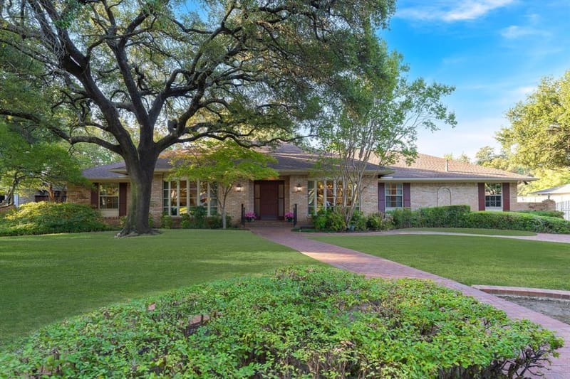 6950 Midcrest Drive, Dallas TX 75254