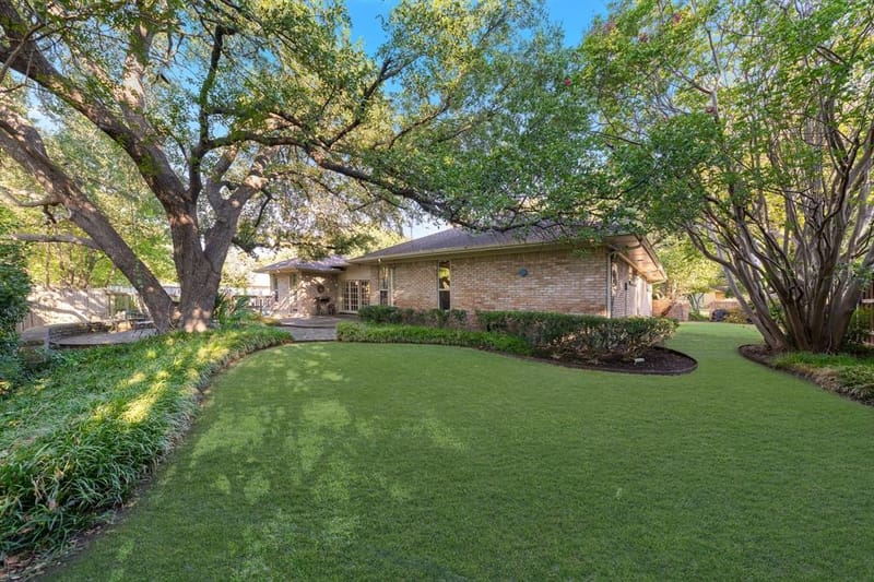6950 Midcrest Drive, Dallas TX 75254 - Photo 35