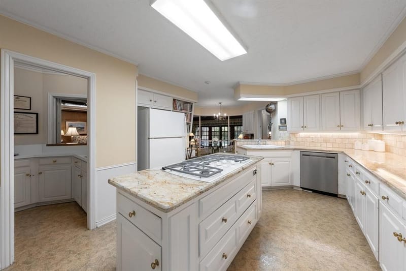 6950 Midcrest Drive, Dallas TX 75254 - Photo 21