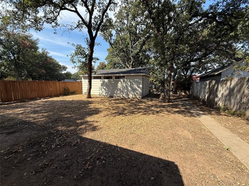 2826 Mcgee Street, Fort Worth TX 76112 - Photo 17