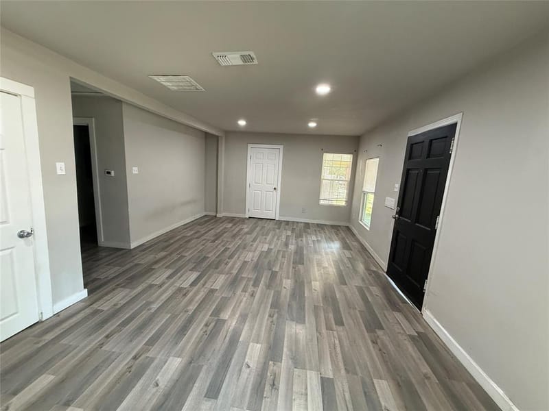 2826 Mcgee Street, Fort Worth TX 76112 - Photo 5
