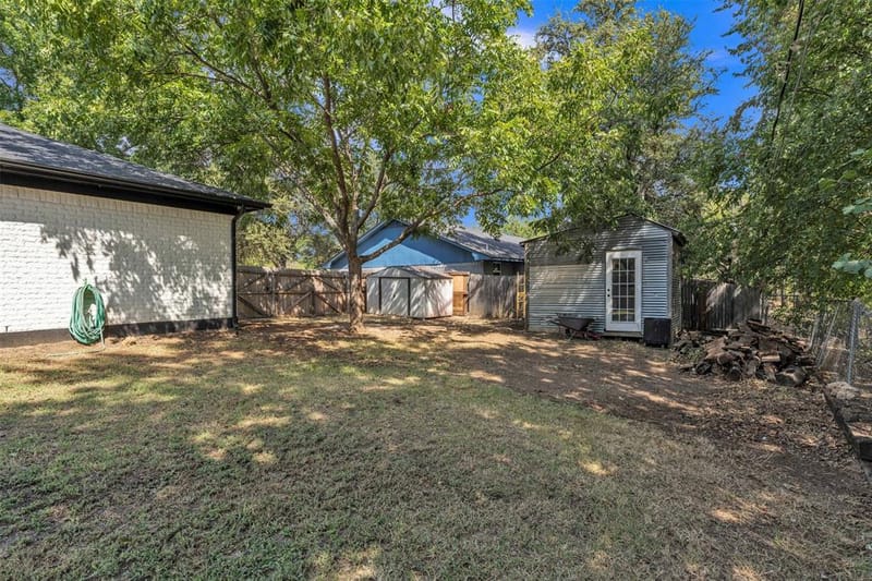 416 Ferenz Avenue, Crowley TX 76036 - Photo 34