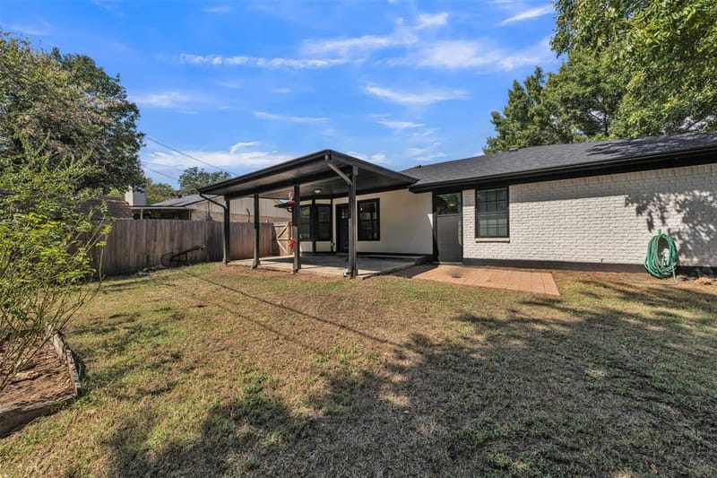 416 Ferenz Avenue, Crowley TX 76036 - Photo 33