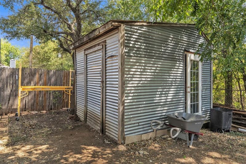 416 Ferenz Avenue, Crowley TX 76036 - Photo 35