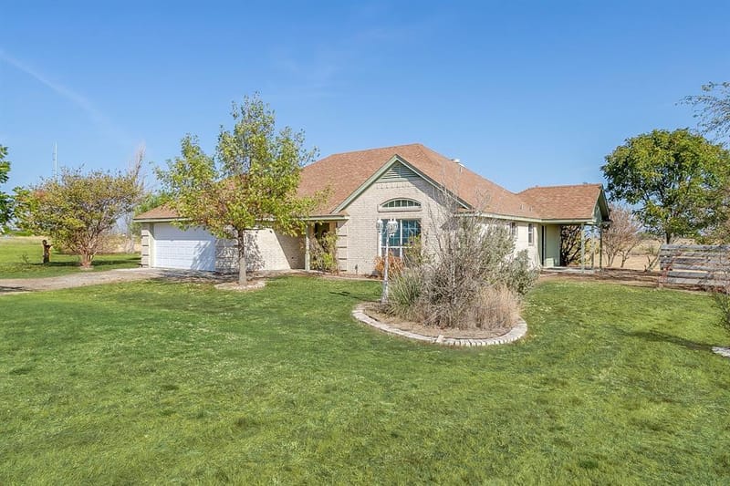 122 Blue Castle Court, Weatherford TX 76088