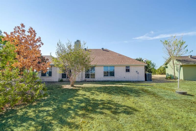 122 Blue Castle Court, Weatherford TX 76088 - Photo 5