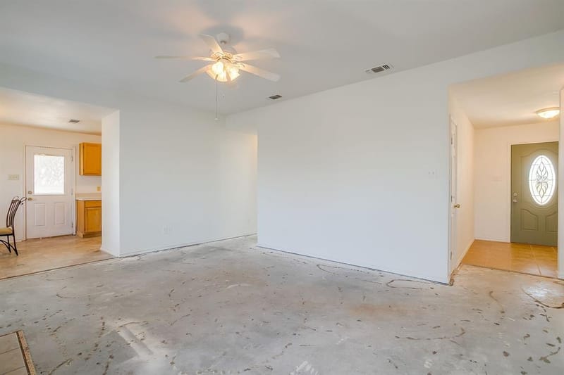 122 Blue Castle Court, Weatherford TX 76088 - Photo 9
