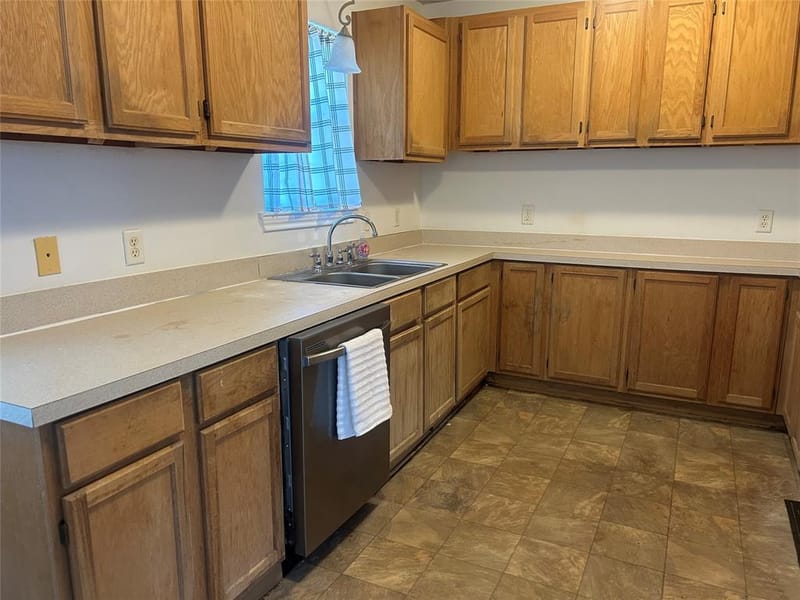 122 Blue Castle Court, Weatherford TX 76088 - Photo 15