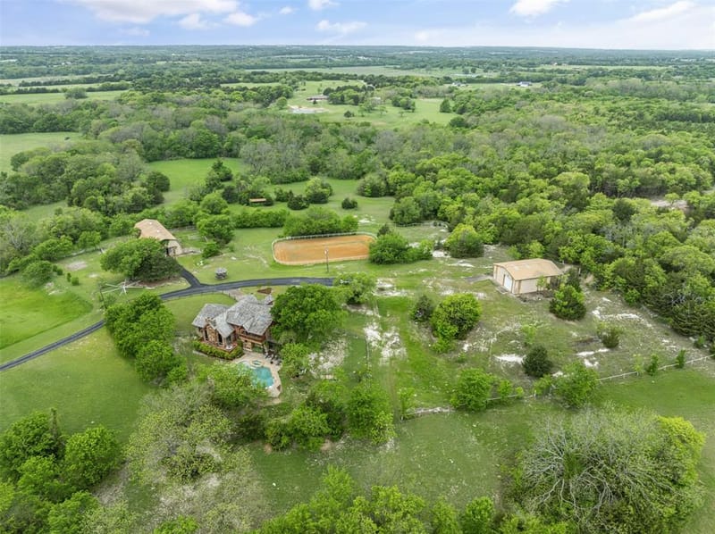 1251 Jim Cannon Road, Van Alstyne TX 75495 - Photo 36