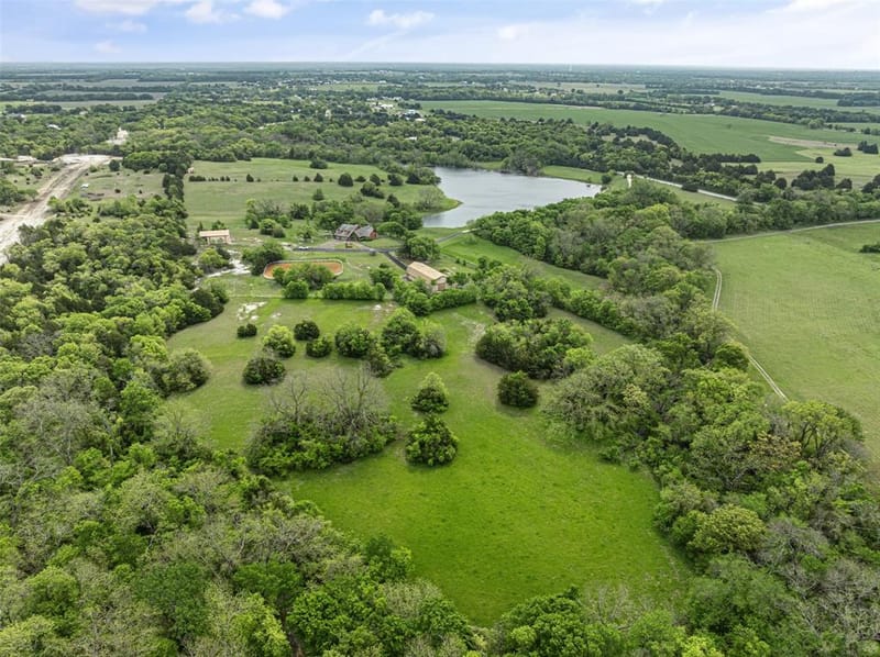 1251 Jim Cannon Road, Van Alstyne TX 75495 - Photo 29