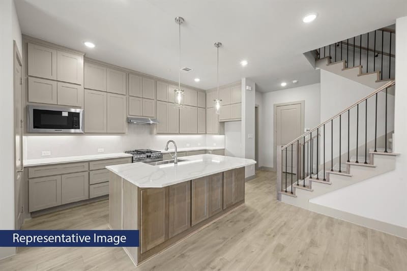 12730 Rutland Drive, Farmers Branch TX 75234 - Photo 8