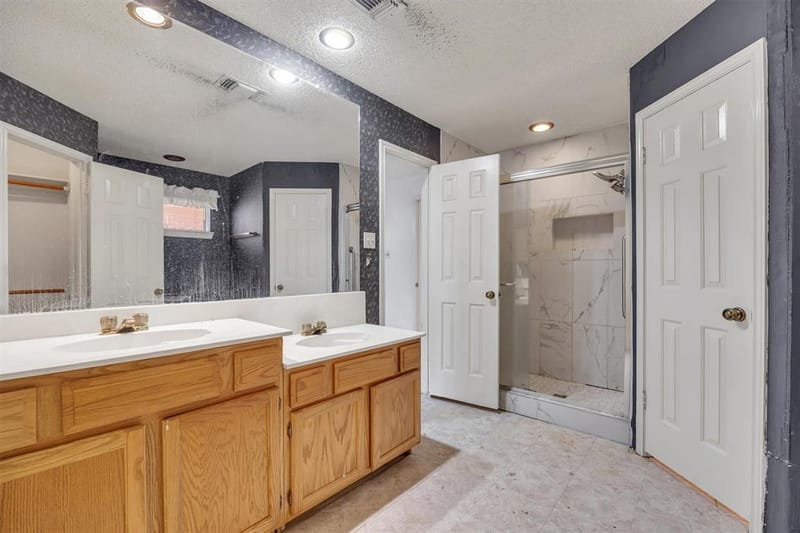 308 Clear Springs Drive, Mesquite TX 75150 - Photo 22