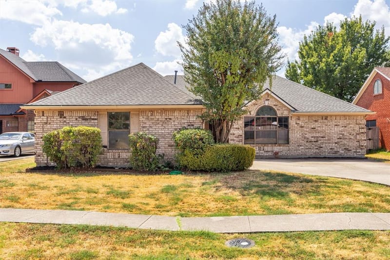 308 Clear Springs Drive, Mesquite TX 75150