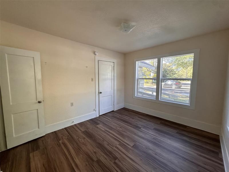 327 Egan Street, Denton TX 76201 - Photo 12