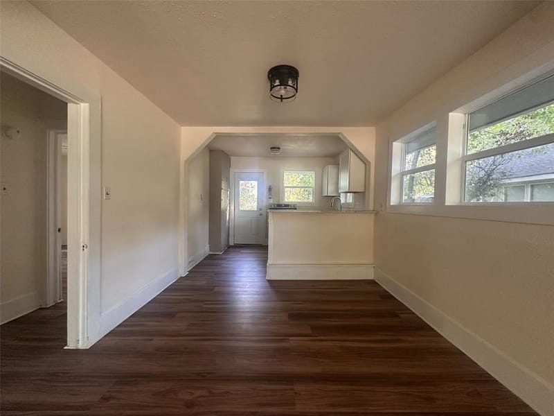 327 Egan Street, Denton TX 76201 - Photo 10