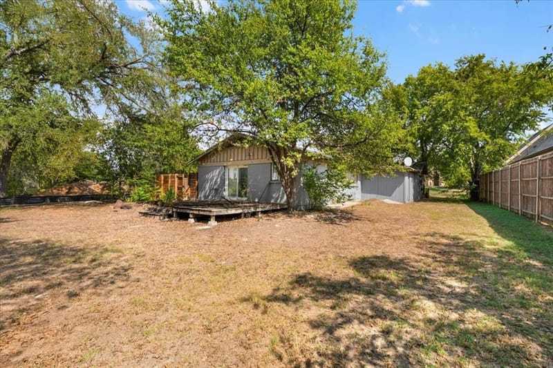 6817 Simmons Road, North Richland Hills TX 76182 - Photo 17
