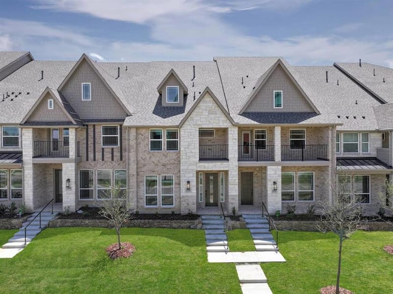12732 Rutland Drive, Farmers Branch TX 75234