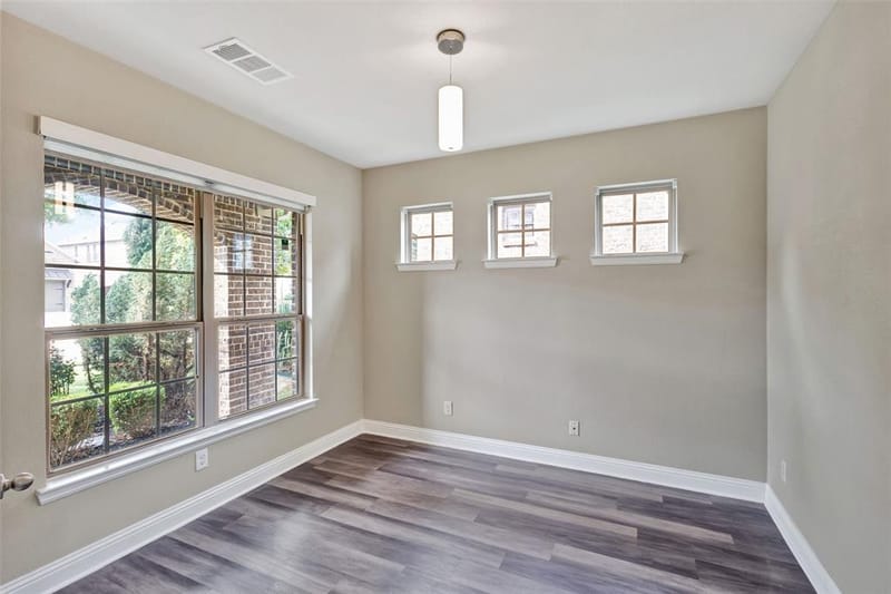 401 Mossy Rock Drive, McKinney TX 75071 - Photo 2