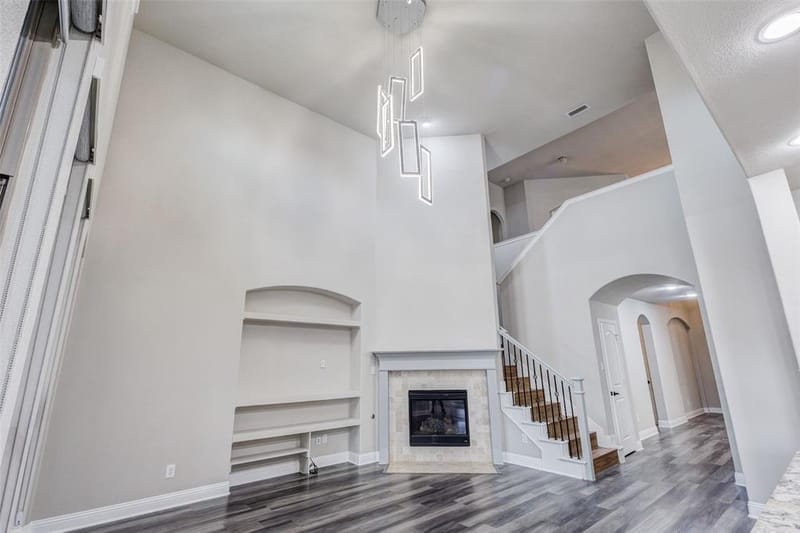 401 Mossy Rock Drive, McKinney TX 75071 - Photo 9