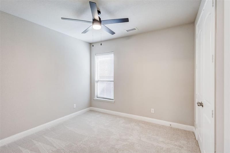 401 Mossy Rock Drive, McKinney TX 75071 - Photo 4