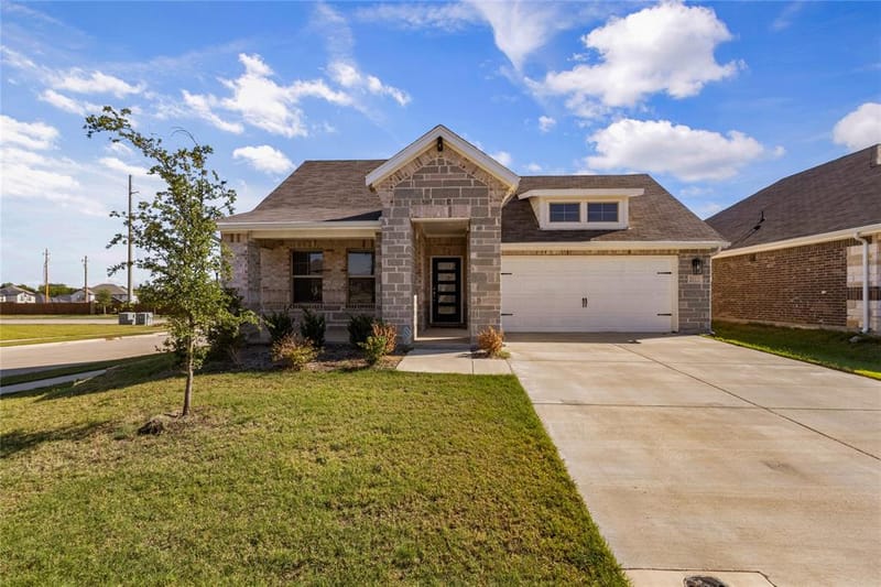 2013 Bronco Drive, Seagoville TX 75159