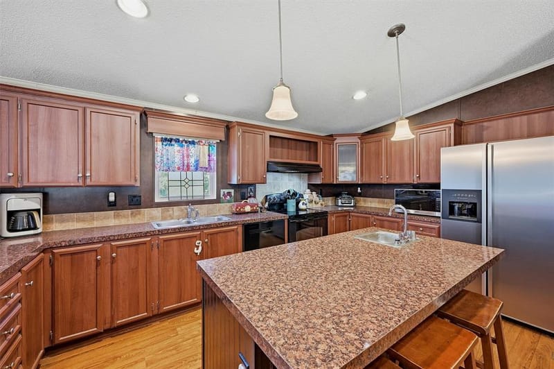 3539 County Road 265, Collinsville TX 76233 - Photo 12