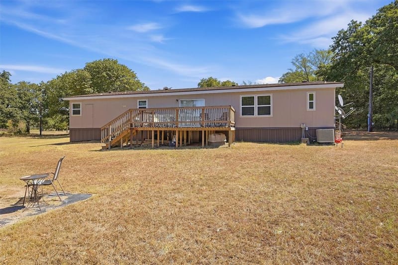 3539 County Road 265, Collinsville TX 76233 - Photo 32