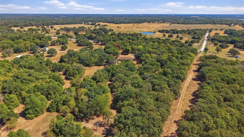 3539 County Road 265, Collinsville TX 76233 - Photo 38
