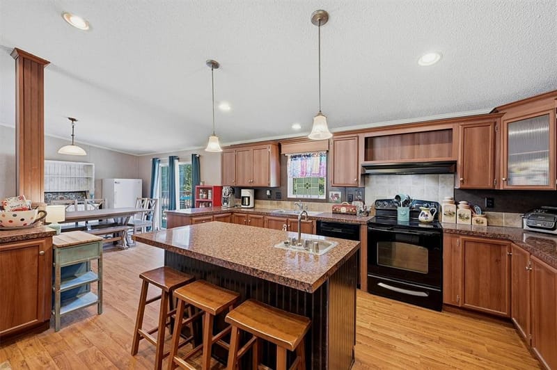 3539 County Road 265, Collinsville TX 76233 - Photo 11