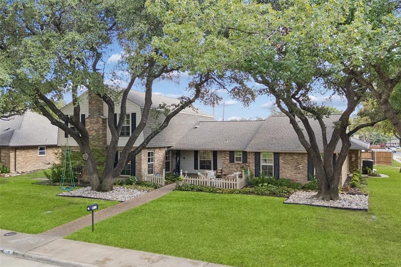 7802 Scotia Drive, Dallas TX 75248 - Photo 36