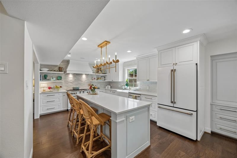 7802 Scotia Drive, Dallas TX 75248 - Photo 9