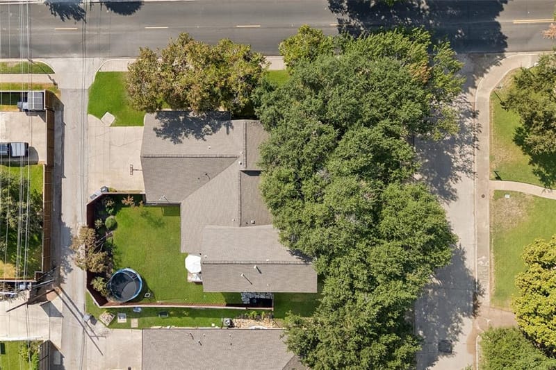 7802 Scotia Drive, Dallas TX 75248 - Photo 31