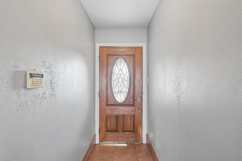 609 Ruth Drive, Kennedale TX 76060 - Photo 4