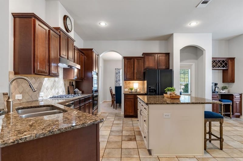 534 Waters Edge Way, Murphy TX 75094 - Photo 12