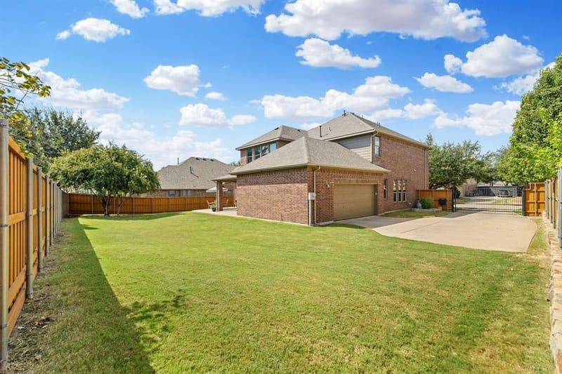 534 Waters Edge Way, Murphy TX 75094 - Photo 35