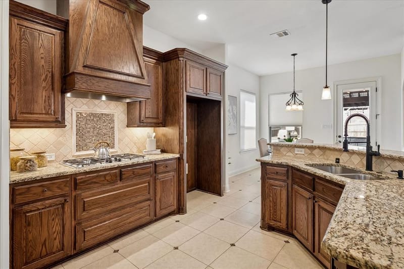 9705 Bowman Drive, Fort Worth TX 76244 - Photo 12