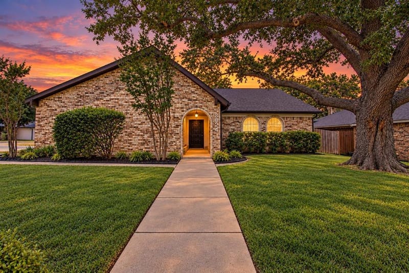 3824 Sugar Ridge Road, Fort Worth TX 76133 - Photo 2