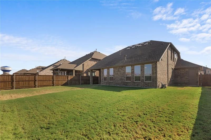 2805 Lakeside Drive, Aubrey TX 76227 - Photo 23