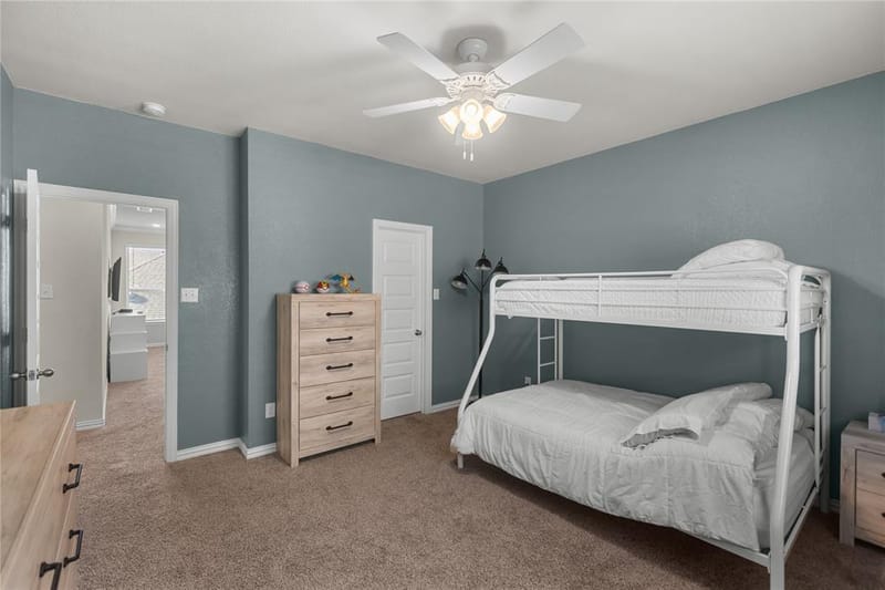 2805 Lakeside Drive, Aubrey TX 76227 - Photo 19